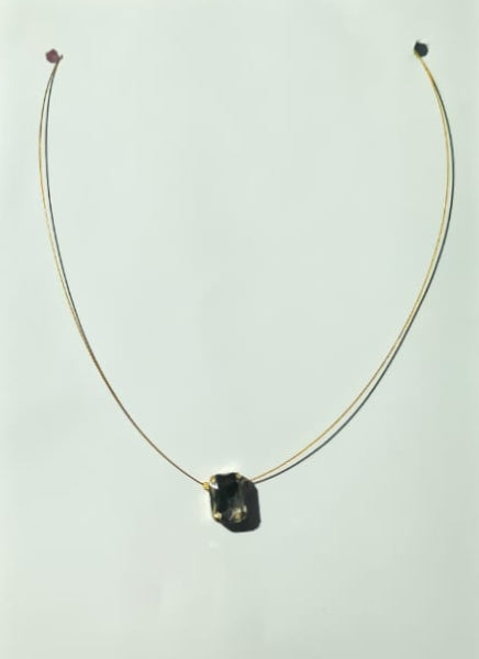 Invisible Necklace - Smooth and Simple Design