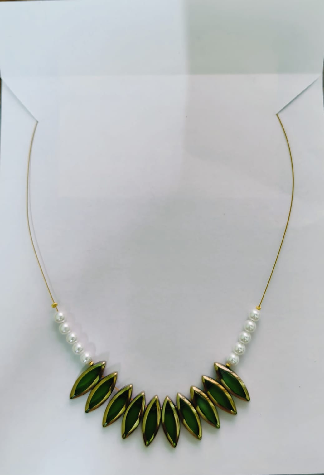 Glitshe stone beads necklace
